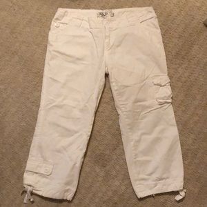 White Capri/crop pants